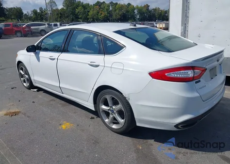 2015 Ford Fusion Se z USA, uszkodzony, nr VIN 3FA6P0H94FR309798